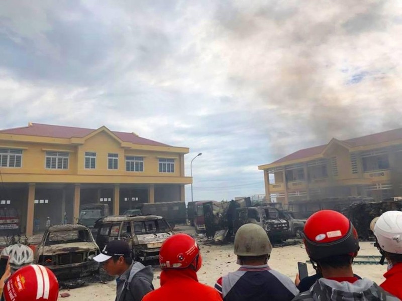 Chiếc xe chữa cháy mồ côi ở Phan Rí Cửa - ảnh 1