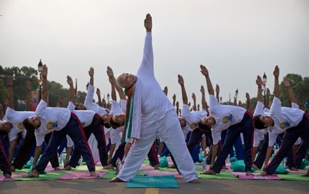 Ấn Độ tự trói mình trong những khó khăn sau ngày quốc tế Yoga - ảnh 2