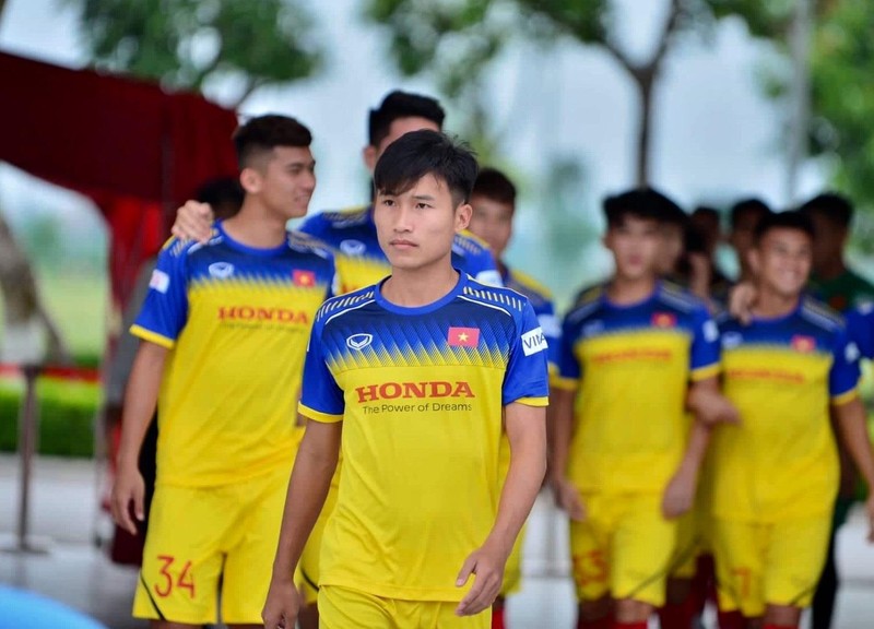 Học trò thắng 2-0, thầy Park vẫn chưa an lòng