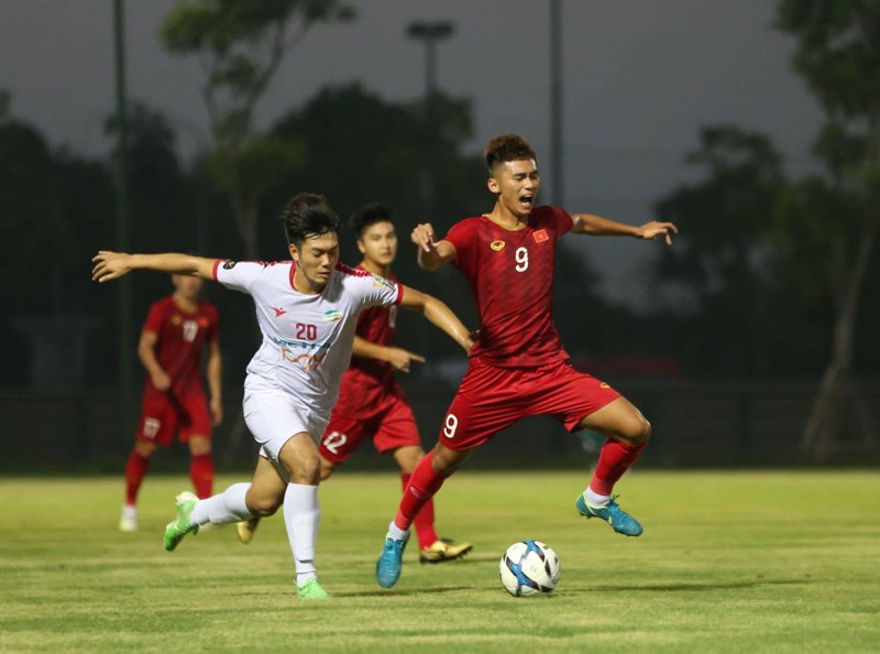 Học trò thắng 2-0, thầy Park vẫn chưa an lòng