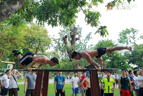 Mùa hè: Đi tập bụng 6 múi với môn thể hình mới toanh Calisthenic - ảnh 3