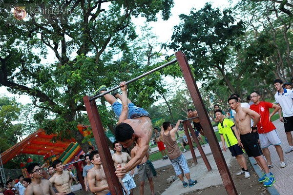 Mùa hè: Đi tập bụng 6 múi với môn thể hình mới toanh Calisthenic - ảnh 13