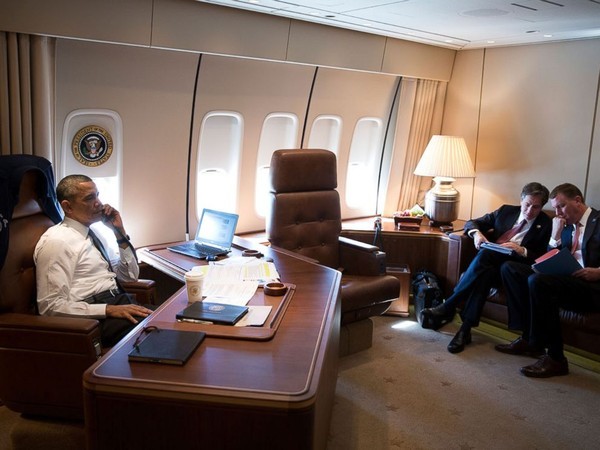 Choáng với 'siêu pháo đài bay' có 1 không 2 của tổng thống Obama - ảnh 5