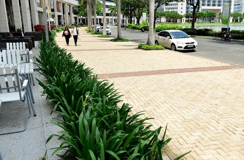 Toàn cảnh khu nhà giàu Sài Gòn bị mùi hôi bao phủ - ảnh 13
