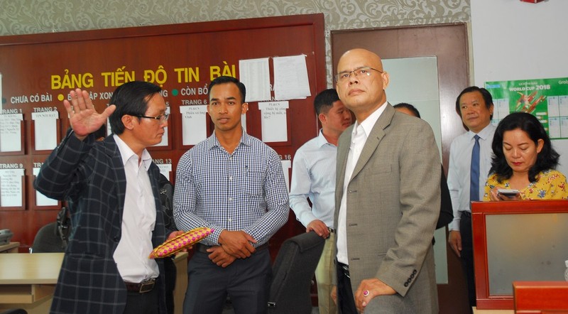 Đoàn báo chí Campuchia thăm, làm việc với báo Pháp Luật TP.HCM - ảnh 4
