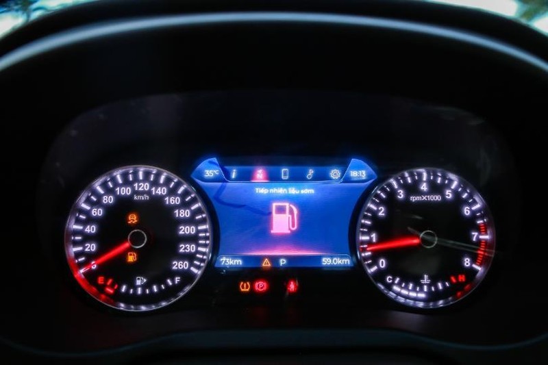Cận cảnh mẫu sedan cao cấp VinFast Lux A2.0 mới ra thị trường - ảnh 13