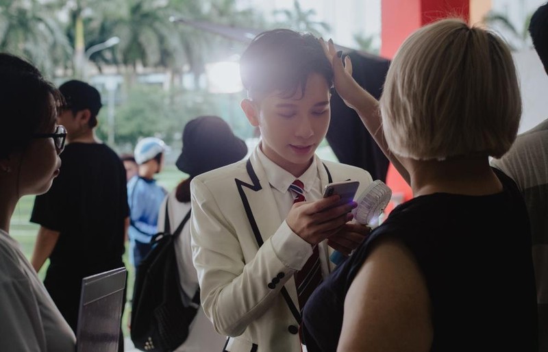 Đỗ Hoàng Dương chơi lớn với MV học đường làm Đông Nhi trầm trồ - ảnh 1