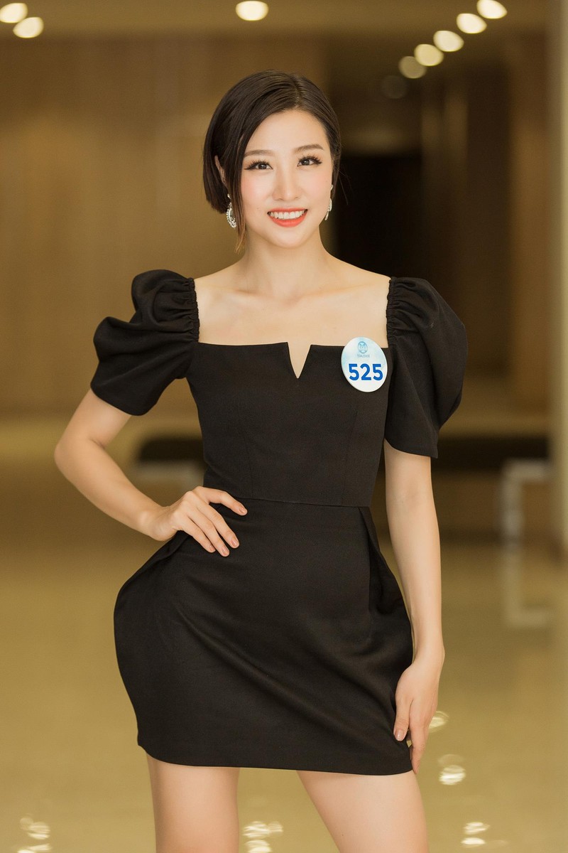 Người đẹp Miss World Việt Nam tranh luận về tấm bằng đại học - ảnh 3