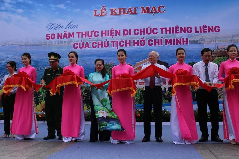 TP.HCM triển lãm 50 năm thực hiện Di chúc Bác Hồ