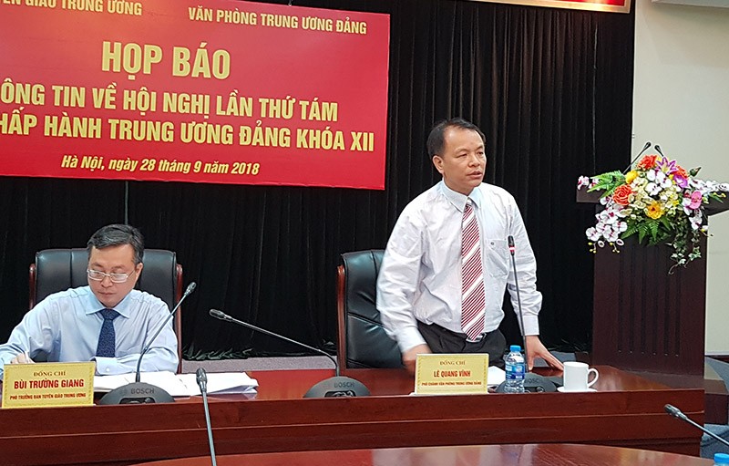 Bộ Chính trị, Ban Bí thư nêu gương thế nào? - ảnh 1