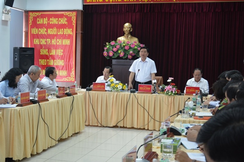Bí thư Đinh La Thăng: 'Công nghệ cao mà lương 3,7 triệu là quá thấp' - ảnh 1