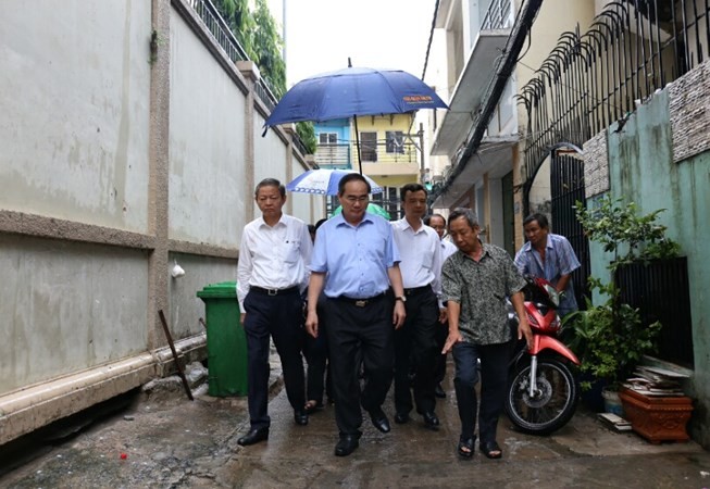 HĐND TP miễn nhiệm chức phó chủ tịch với ông Lê Văn Khoa - ảnh 1