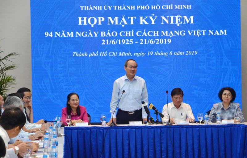 Bí thư Nguyễn Thiện Nhân: Nhà báo hãy tự hào, tự tin và tự vấn - ảnh 1