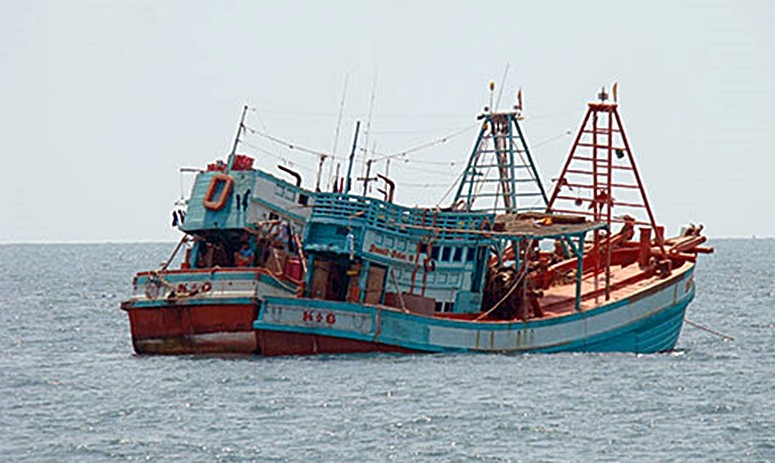 Bình Thuận kêu cứu nạn “giã cào bay” - ảnh 1
