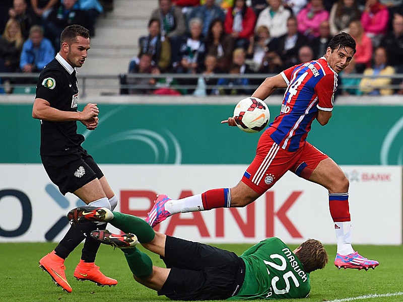 Pha dứt điểm tinh tế nâng tỉ số lên 4-0 của lão tướng Pizarro