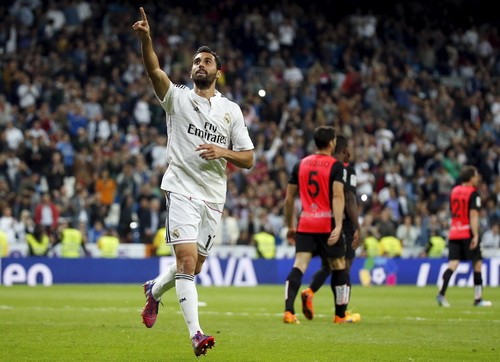 Arbeloa ghi bàn đầu tiên ở mùa giải năm nay cho Real Madrid Arbeloa ghi bàn đầu tiên ở mùa giải năm nay cho Real Madrid