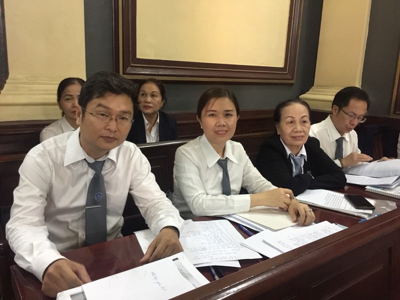 Tòa cách ly triệt để Vũ 'nhôm' và 1 bị cáo nữ vì kêu oan - ảnh 2
