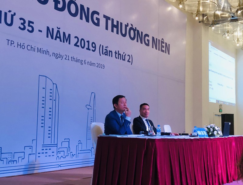 Tân Chủ tịch nói 'rất xấu hổ vì để Eximbank đến cảnh này' - ảnh 1