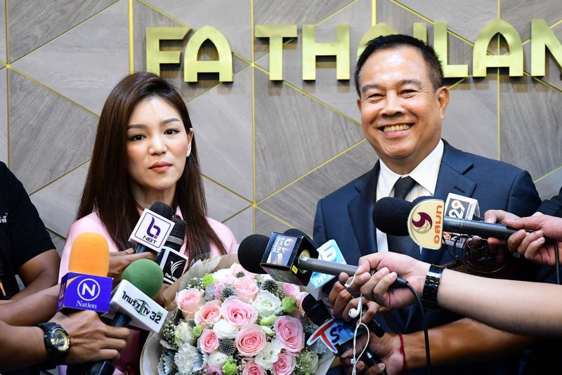 ‘Ông trùm’ Worawi bị đối thủ loại từ vòng…gởi xe - ảnh 1