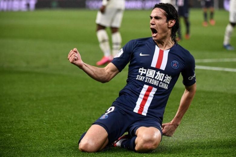 Cavani không về Paris, Fernandes không quan tâm đến băng C - ảnh 1