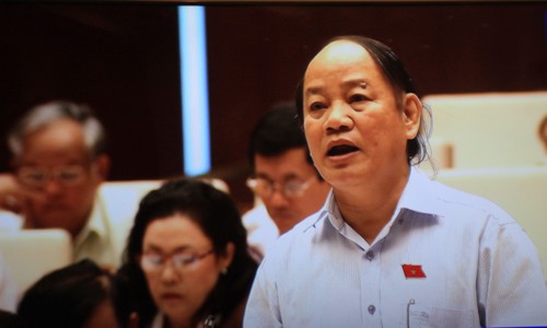 Nợ công đang ngấp nghé vạch 'đỏ' 65% - ảnh 1