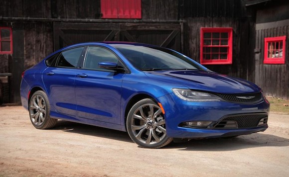 Top 10 xe sedan tiết kiệm nhiên liệu lý tưởng cho các gia đình - ảnh 1