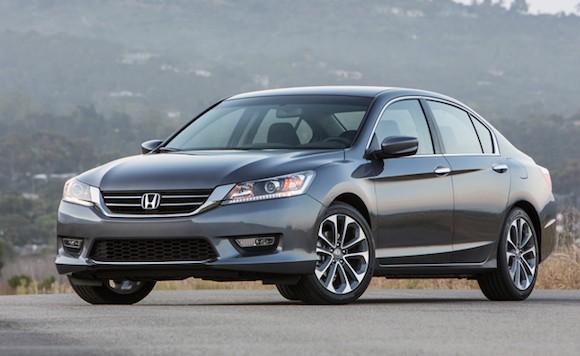 Top 10 xe sedan tiết kiệm nhiên liệu lý tưởng cho các gia đình - ảnh 7