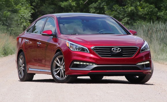 Top 10 xe sedan tiết kiệm nhiên liệu lý tưởng cho các gia đình - ảnh 4