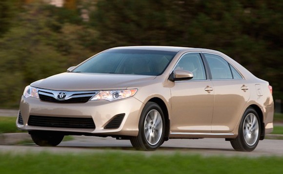 Top 10 xe sedan tiết kiệm nhiên liệu lý tưởng cho các gia đình - ảnh 2