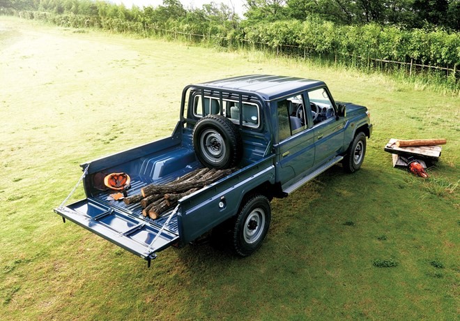 Huyền thoại Land Cruiser 70 được Toyota hồi sinh tại Nhật Bản - ảnh 9