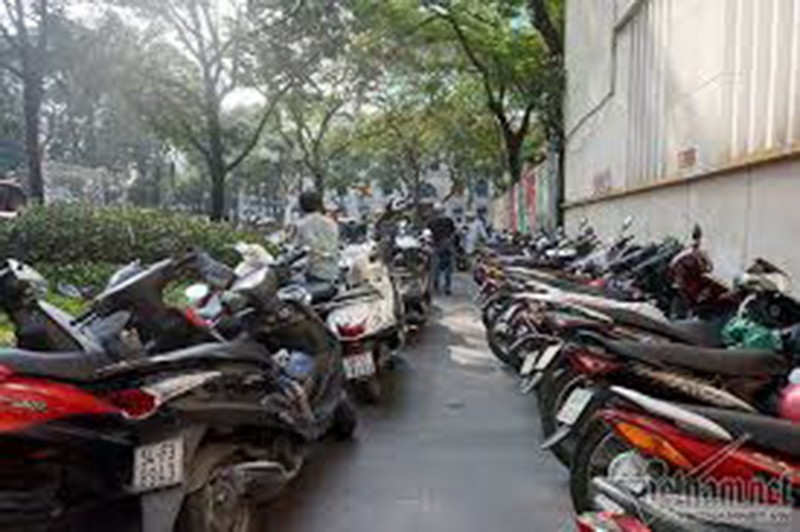Lãnh đạo UBND TP nói về 'bí mật bãi xe ở quận 1' - ảnh 1