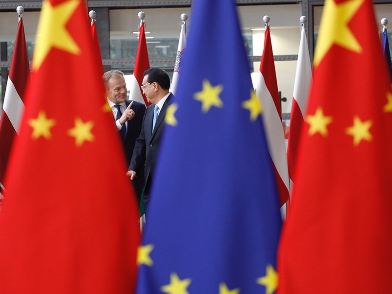 EU - Trung Quốc đàm phán, Mỹ đứng ngồi không yên - ảnh 1
