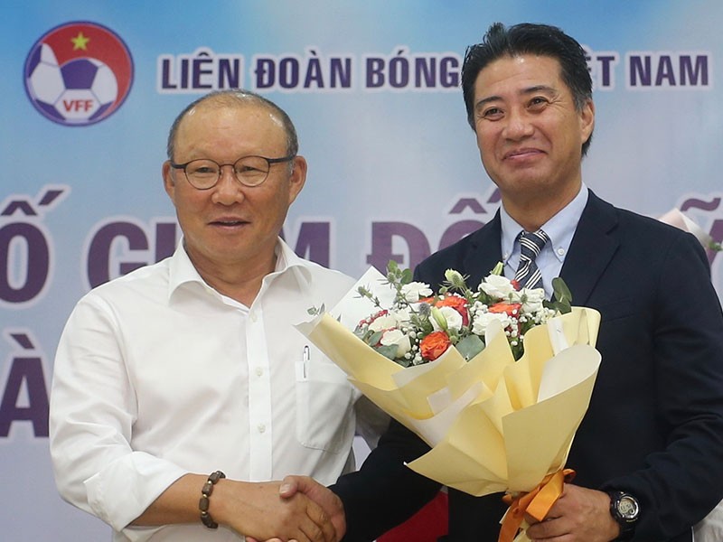 GĐKT Adachi nói sẽ đưa bóng đá Việt Nam lên tốp đầu châu Á - ảnh 1