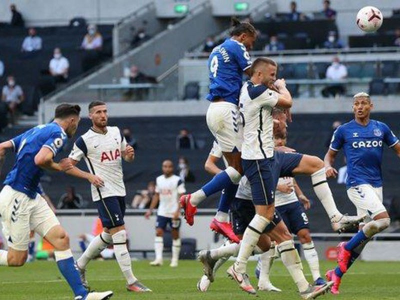 Tottenham thua 1, Mourinho thua 10 - ảnh 1