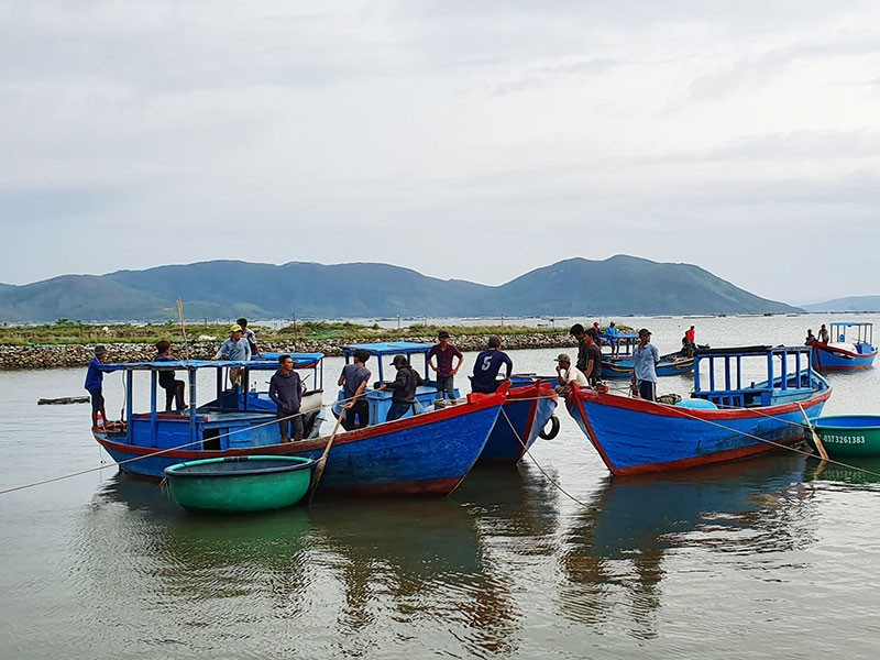 Miền Trung chuẩn bị ứng phó đợt thiên tai rất nguy hiểm - ảnh 1