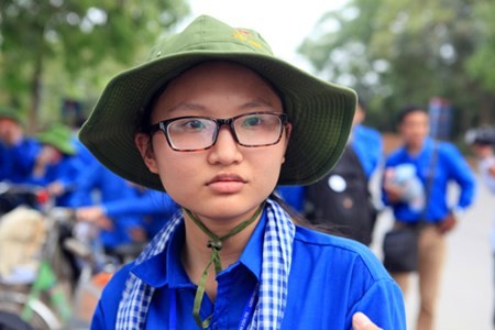 SV Thủ đô đạp xe vượt 100 km về Giỗ tổ Hùng Vương SV Thu do dap xe vuot 100 km ve Gio to Hung Vuong