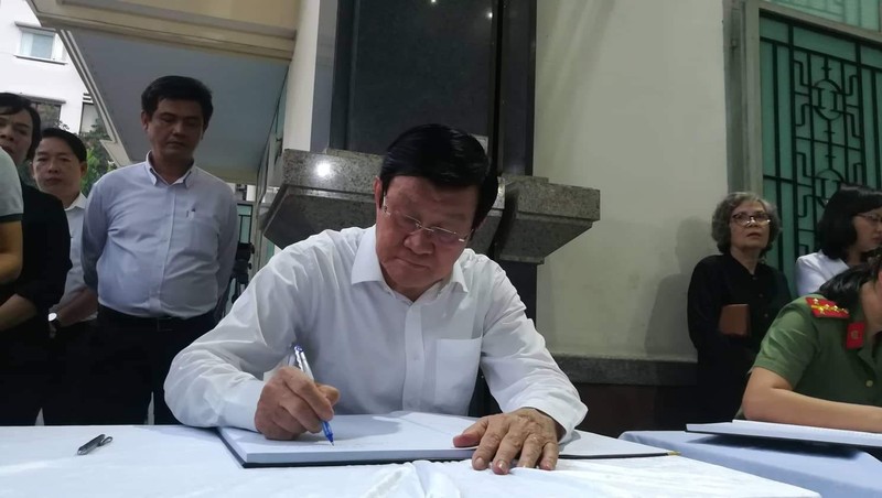 Xúc động lễ tang Phó chủ tịch UBND TP.HCM Nguyễn Thị Thu - ảnh 4