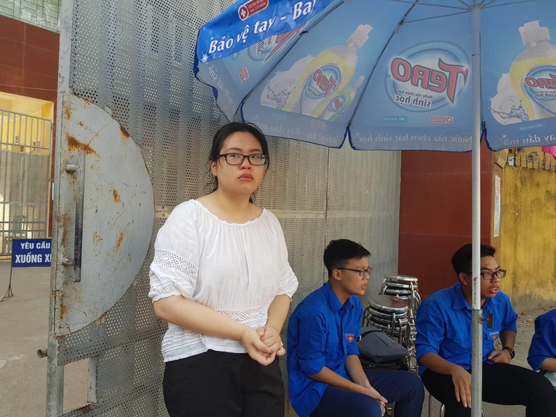 Thí sinh hốt hoảng vì quên mang theo “phao“ - ảnh 3