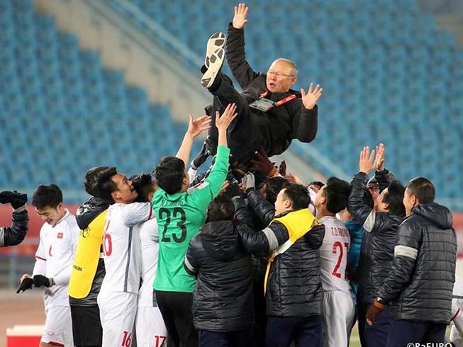Hơn 20 tỉ thưởng nóng tuyển U-23 Việt Nam - ảnh 2