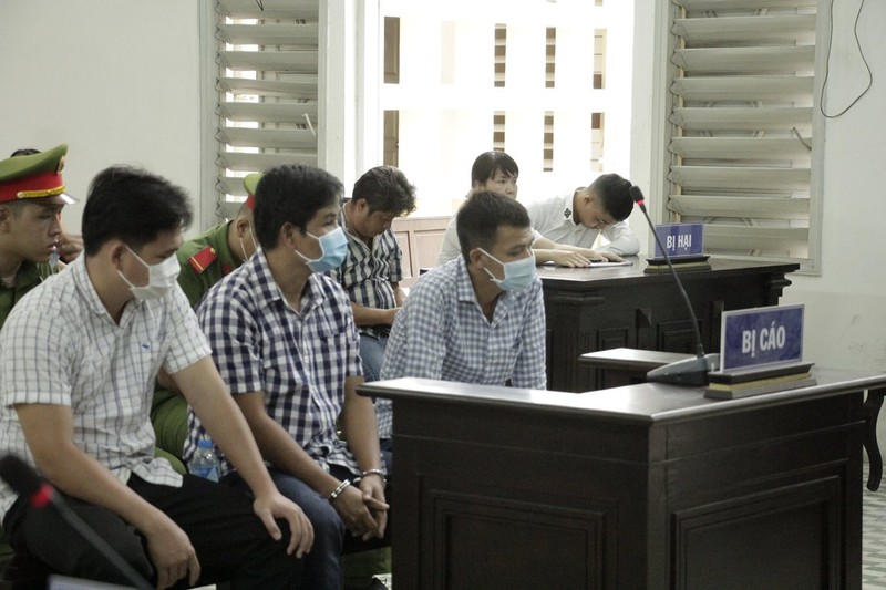 Vụ quản giáo đánh chết người: Mẹ bị hại đề nghị đổi tội danh - ảnh 1