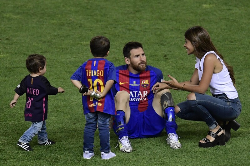 Sốc: Sự thật đau lòng khiến Messi không thể rời Barcelona - ảnh 5
