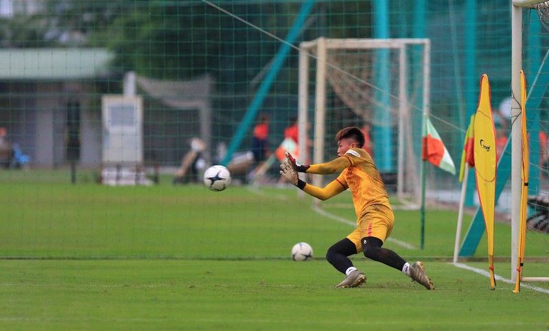 Thầy Park bất ngờ phá lệ và chưa ai chắc suất U-23 Việt Nam - ảnh 11