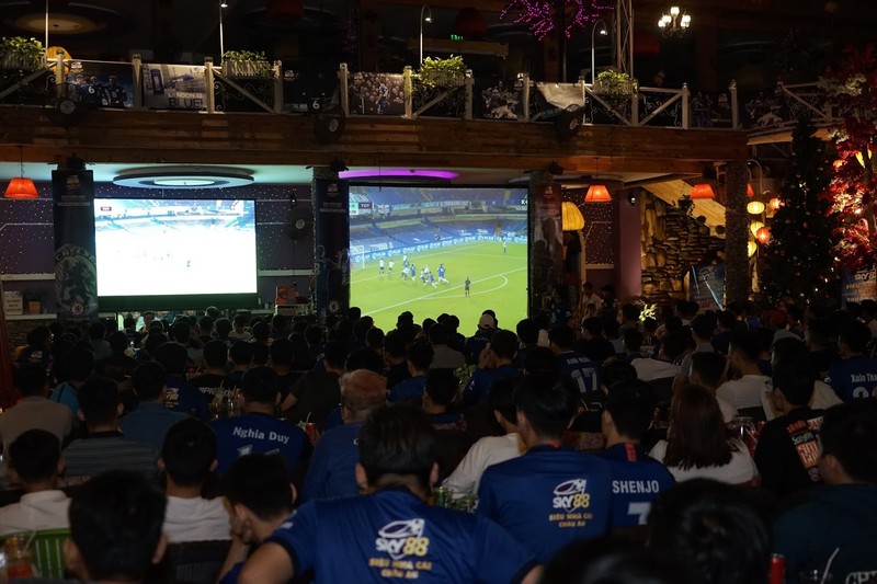 Fans Chelsea VN nuối tiếc vì The Blues không thắng Tottenham - ảnh 9