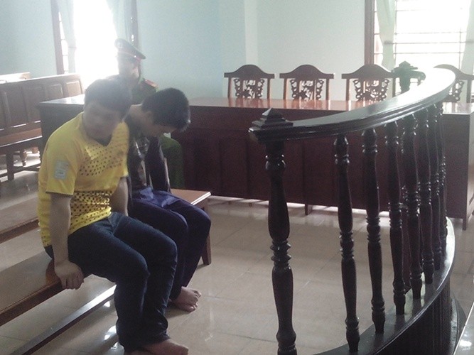 Biết sắp bị cướp, cô gái bỏ người yêu đi... báo công an - ảnh 1
