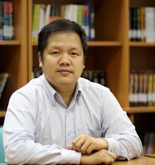 TS Đàm Quang Minh từng là giảng viên ĐH quốc gia Hà Nội; Giám đốc FPT Polytechnic Việt Nam. TS Đàm Quang Minh từng là giảng viên ĐH quốc gia Hà Nội; Giám đốc FPT Polytechnic Việt Nam.