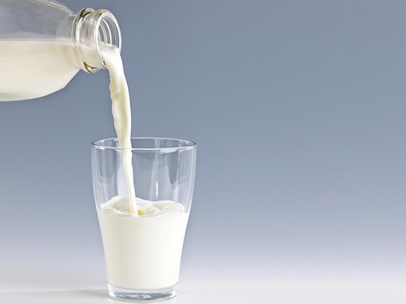 Sai lầm khi cho trẻ uống sữa tươi cha mẹ nào cũng cần biết - ảnh 1