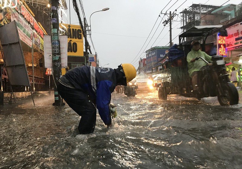 Sau bão số 9, TP.HCM có 62 điểm ngập - ảnh 5