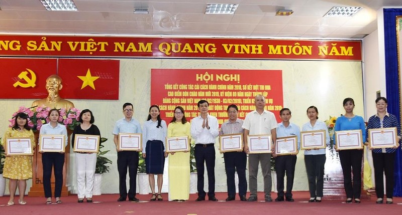 Quận Tân Bình: Buổi tối dân vẫn có thể lên phường nộp hồ sơ - ảnh 2