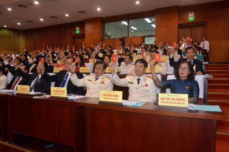 The Ba Ria-Vung Tau Party Committee Congress elected the VII Executive Committee - photo 2