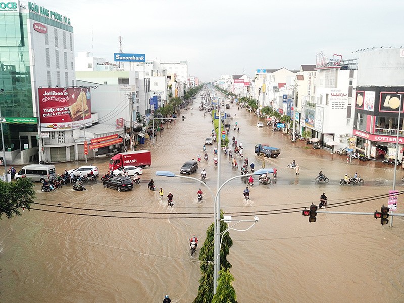 Lý do các đô thị miền Tây ngày càng ngập nặng - ảnh 1